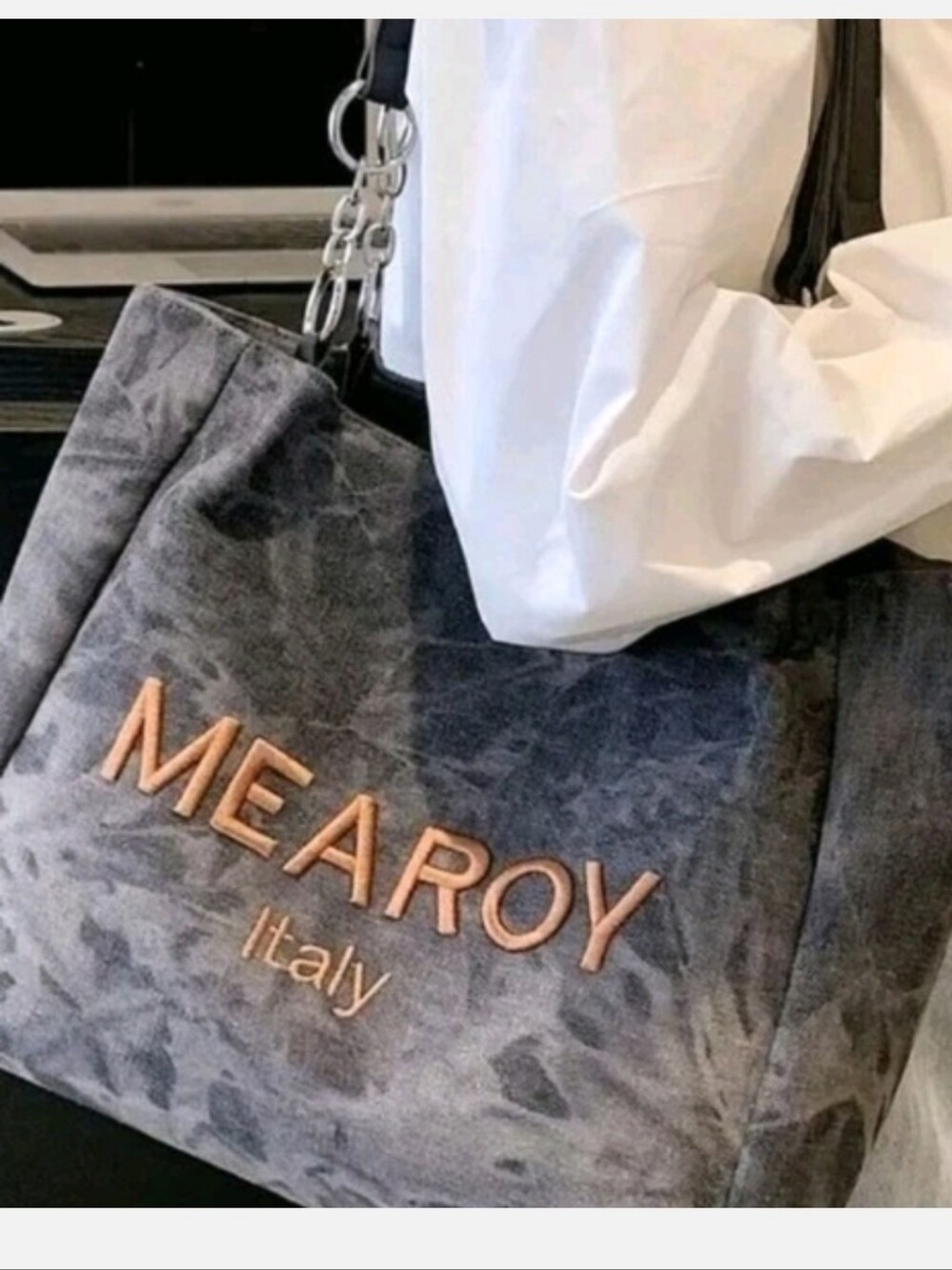 MEAROY Grey Structured Tote Bag Minimalist Everyday Purse / LIKE NEW